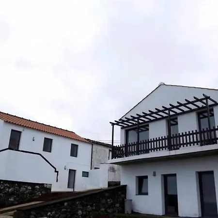 In Guest - Double With Sea View - In Azores * Sao Roque do Pico
