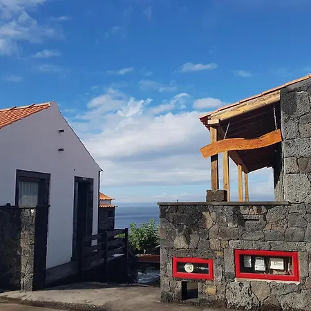 In Guest - Double With Sea View - In Azores São Roque do Pico
